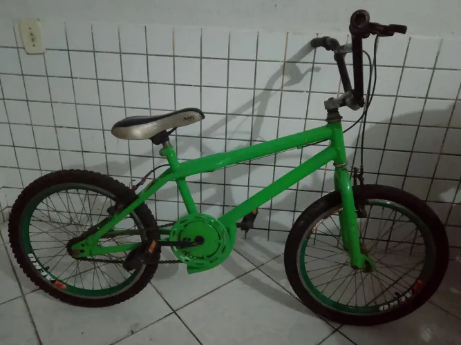 Vendo essa bicicleta bem conservada