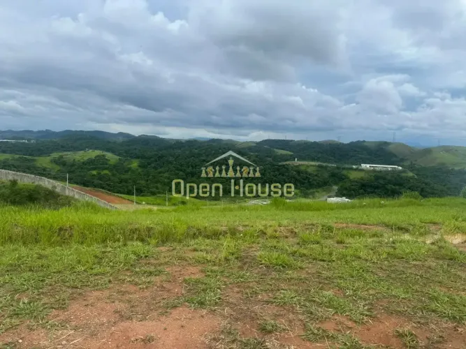 Terreno plano à venda, no condomínio Reserva do Vale