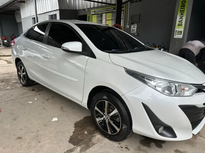 Toyota Yaris XS Connect Sedan 1.5 Flex 16V AUT 2021