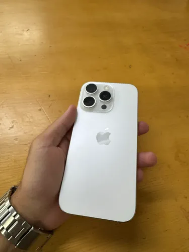 iPhone 16 pro 128gb