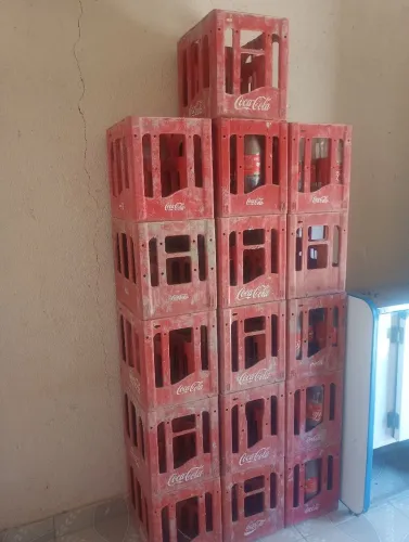 Vasilhames 20 reais cada 
