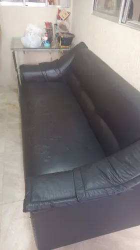 Sofá 3 Lugares Preto - Estrutura Super Firme (Ideal p/ Reforma ou Manta)