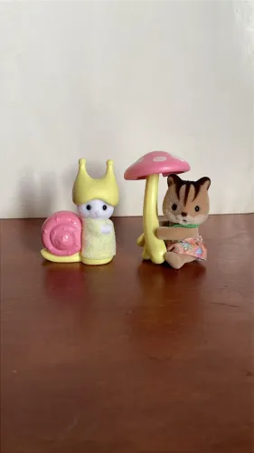 Sylvanian Families Blind bag caramujo + cogumelo