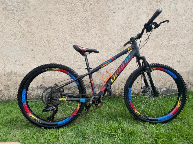 Bicicleta FreeRide 10 Marchas Pouco usada