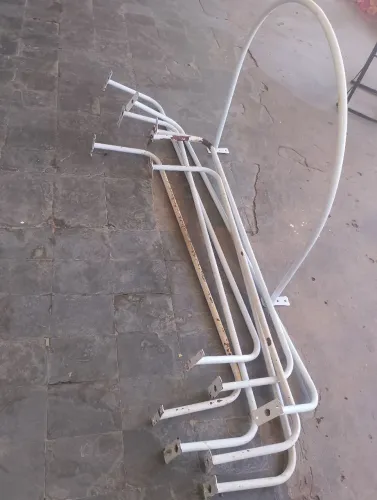 Araras de parede 1.60cm e 1.40 perfeito estado pronta para uso