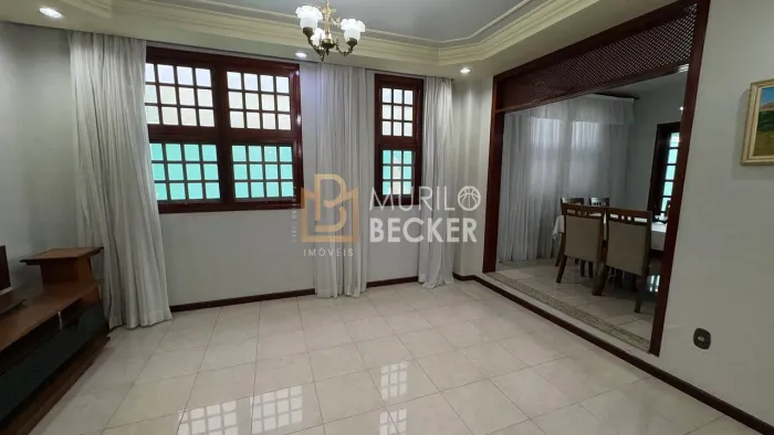 Casa a venda com 4 quartos no Jd Colinas - SJC