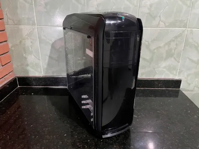 GABINETE GAMER | Lateral em Acrílico | Excelente Estado |