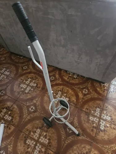 Carrinho Para Cilindro De Oxigênio 3 Ou 7 Litros Hospitalar Cor Cinza 