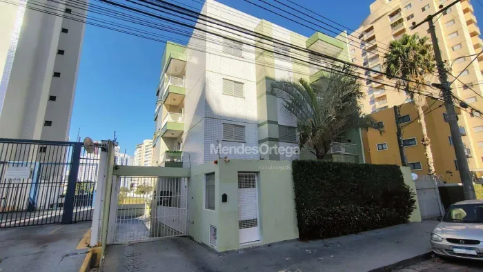 Apartamento com 3 dormitórios para alugar, 88 m² por R$ 3.200,00 - Campolim - Sorocaba/SP
