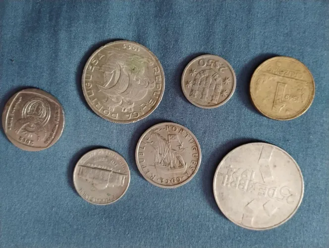 Moedas antigas de prata