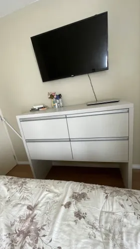 Cômoda 4 gavetas