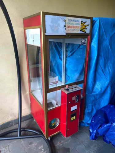 Máquina de Pegar Bichinho Chinezinha