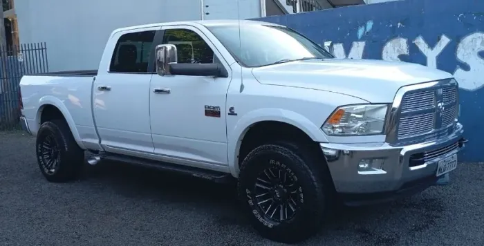 Ram 2500 Laramie 6.7 TDI CD 4X4 Diesel 2012