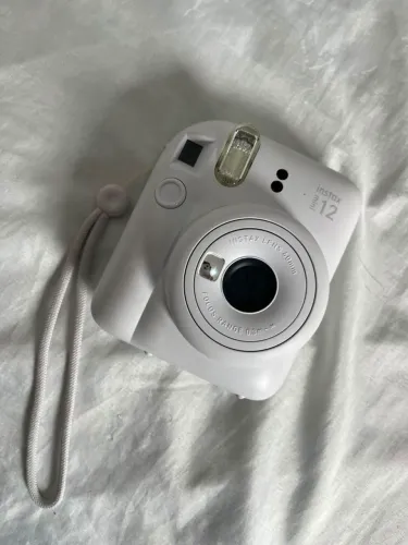 Câmera Instantânea Fujifilm Instax Mini 12 - Branca