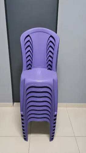 Cadeira de plástico