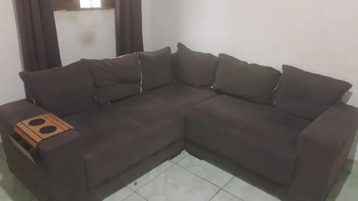 Vendo um sofá de canto