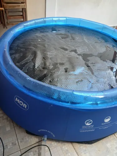 Piscina 1900l MOR SEMI NOVA