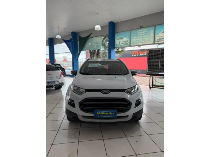Ford Ecosport Freestyle 1.6 16V Flex 5P 2014