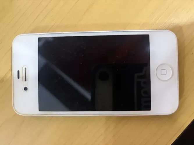 Iphone 4 muito inteiro (Raridade)