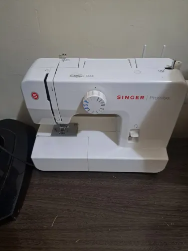 Máquina de custura