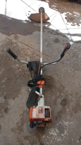 Roçadeira sthil 160