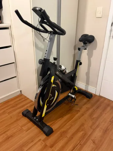 Bike Spinning WCT Fitness - Completa e Conservada
