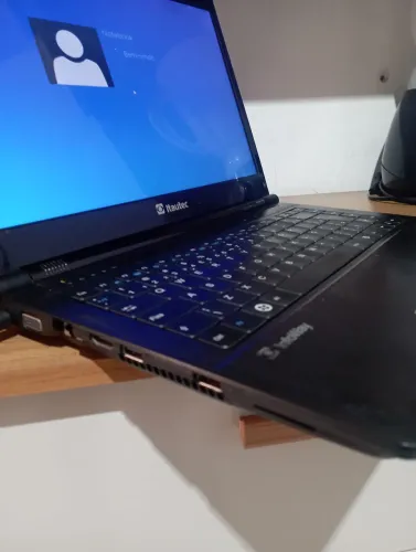 Core i5 4gb c Bluetooth formatado só pega e usar leia abaixo por favor não troco 