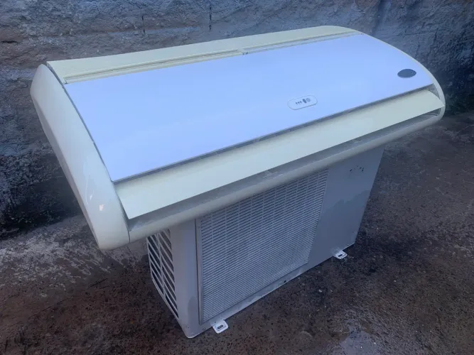 Ar condicionado Carrier 36000 BTU Piso/teto