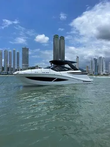LANCHA NHD 340 OPEN DECK DUPLO - Sociedade em 6 donos