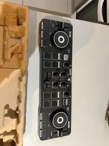 Serato DJ Lite Controlador de DJ ultracompacto de 2 canais com Serato DJ