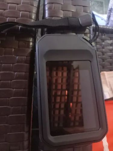 Flir câmera termográfica compacta e de bolso projetada para inspeções prediais 