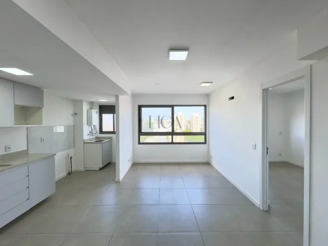 Apartamento de 1 dormitório semimobiliado para locação no FlagShip em Porto Alegre