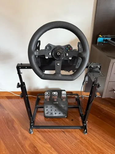Volante logitech G920 + volante gridburn + cockpit