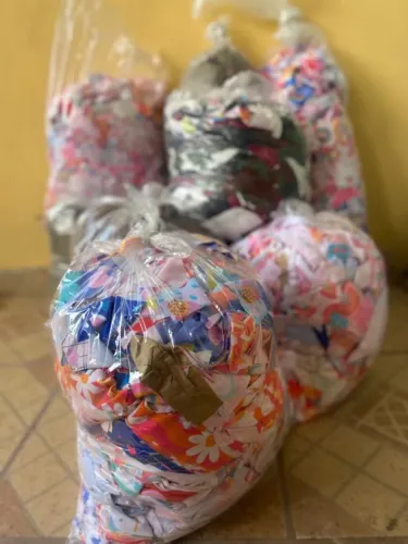 Retalho de Malha / Tecido - Ideal para Sacos de Pancada, Limpeza, Estofados, Artesanato