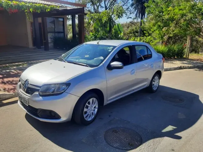 Renault Logan Expression Hi-flex 1.6 8V 4P 2016
