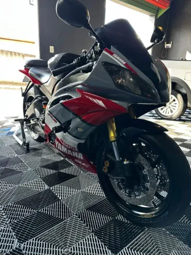 VENDO OU TROCO YAMAHA R6 POR CC MAIS BAIXA