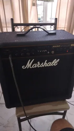 Marshall Bass State BS65 ? Amplificador para Contrabaixo