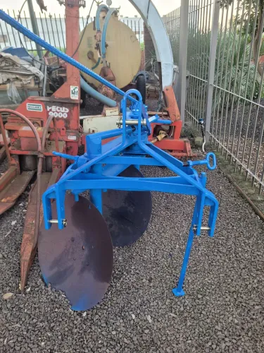 Arado reversível de 02 discos todo revisado 
