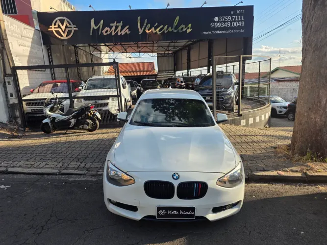 BMW 118IA / Urban/sport 1.6 TB 16V 170cv 5P 2013