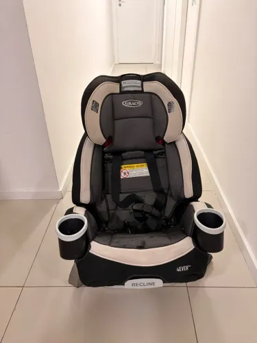Cadeirinha de carro Graco 4ever preta