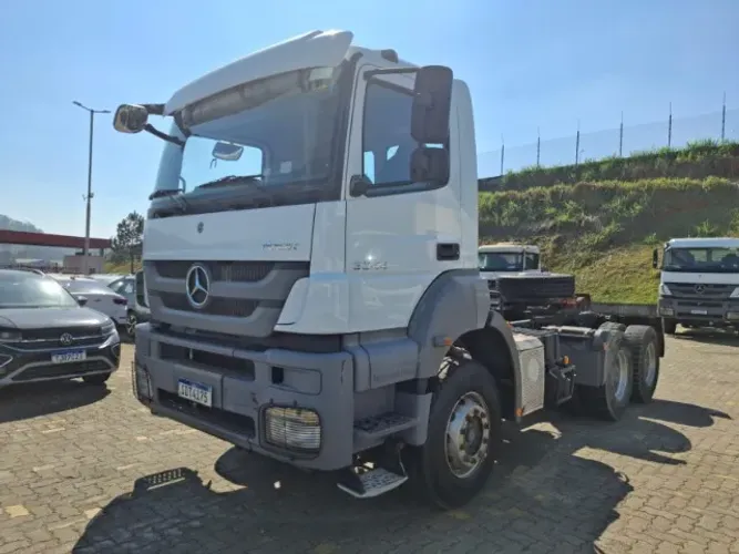 MERCEDES BENZ AXOR 3344 2022 BUG PESADO R$ 250.000