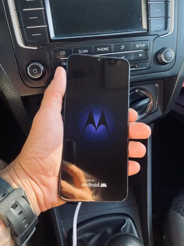 Celular Motorola moto e plus
