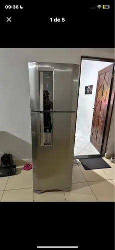 Geladeira Electrolux inox 402 litros froost free semi novo 
