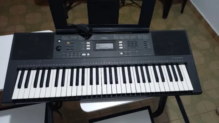 Teclado Yamaha PSR E343 - Teclas Sensitivas