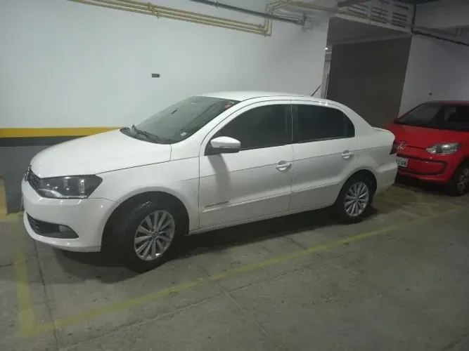 Volkswagen Voyage Comf/highli. 1.6 MI T.flex 8V 4P 2015