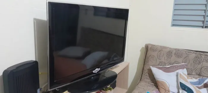 ?TV Samsung 32" UN32C4000 - Sucata / Retirada de Peças