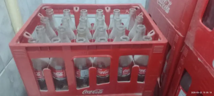 Vendo vasilhame completo de Coca Ks 290ml 