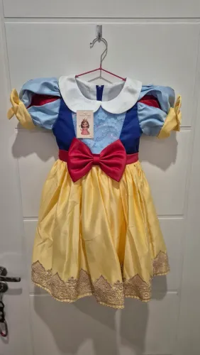 Vestido Branca de Neve 2-3 anos [Nunca foi usado]