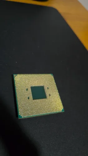 processador AMD A6-9500 da série Bristol Ridge para o soquete AM4