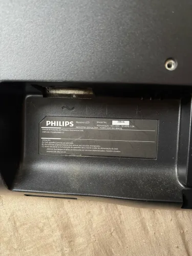 Monitor LCD philips modelo 236V4L